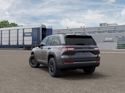 New 2026 Jeep Grand Cherokee Altitude AWD/4WD image 3