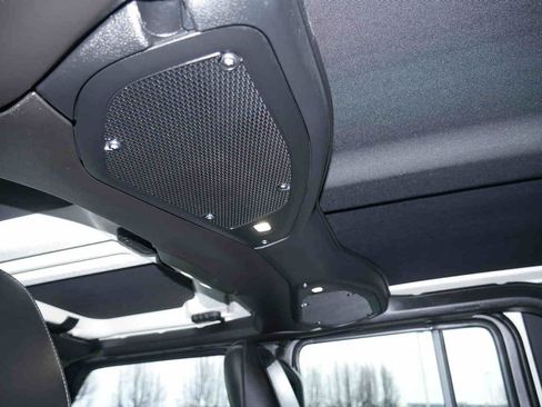 Used 2024 Jeep Gladiator Rubicon image 22