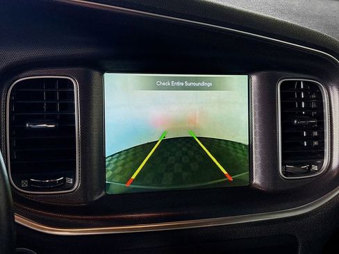 Used 2018 Dodge Charger R/T Scat Pack image 17