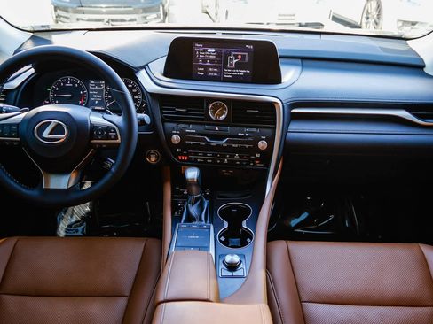 Used 2022 Lexus RX 350 FWD w/ Premium Package image 10