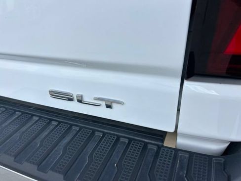 Used 2025 GMC Sierra 2500 SLT w/ SLT Convenience Package AWD/4WD image 6