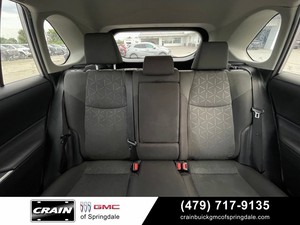 Used 2020 Toyota RAV4 XLE FWD image 29