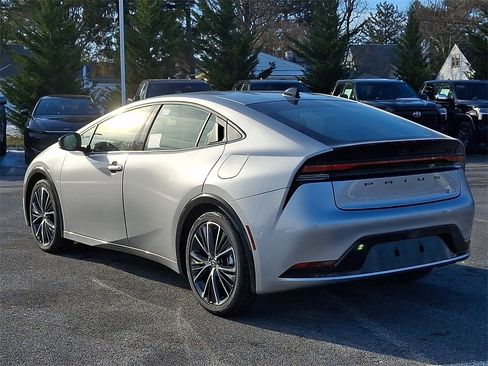 New 2026 Toyota Prius XLE image 8