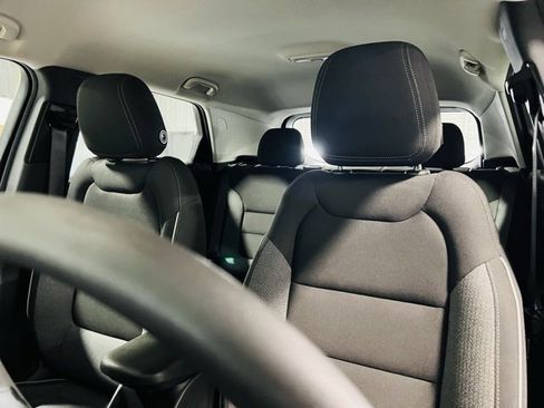 Used 2021 Chevrolet TrailBlazer LS image 3