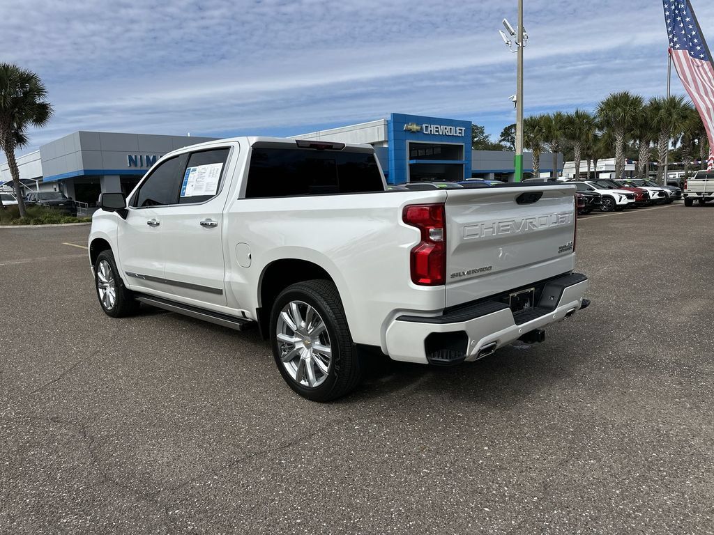 Used 2025 Chevrolet Silverado 1500 High Country AWD/4WD image 14