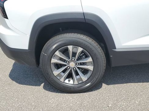 New 2026 Chevrolet Equinox LT FWD image 5
