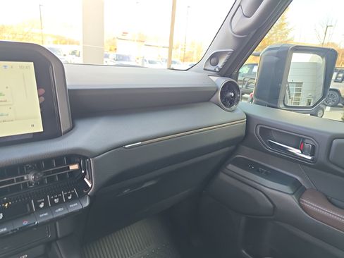 Used 2026 Toyota Land Cruiser image 25