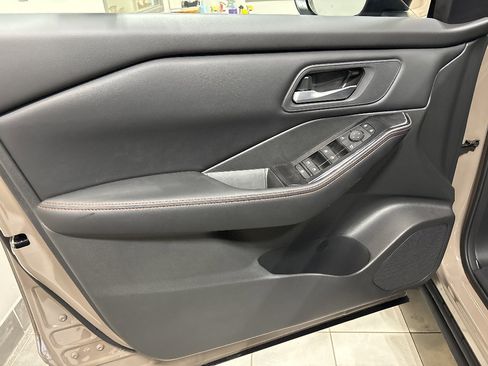 New 2026 Nissan Rogue SV image 8