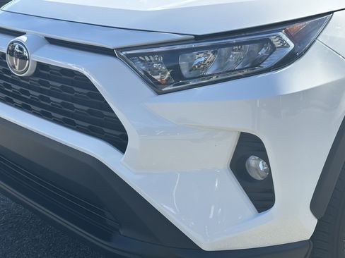 Used 2021 Toyota RAV4 XLE image 6