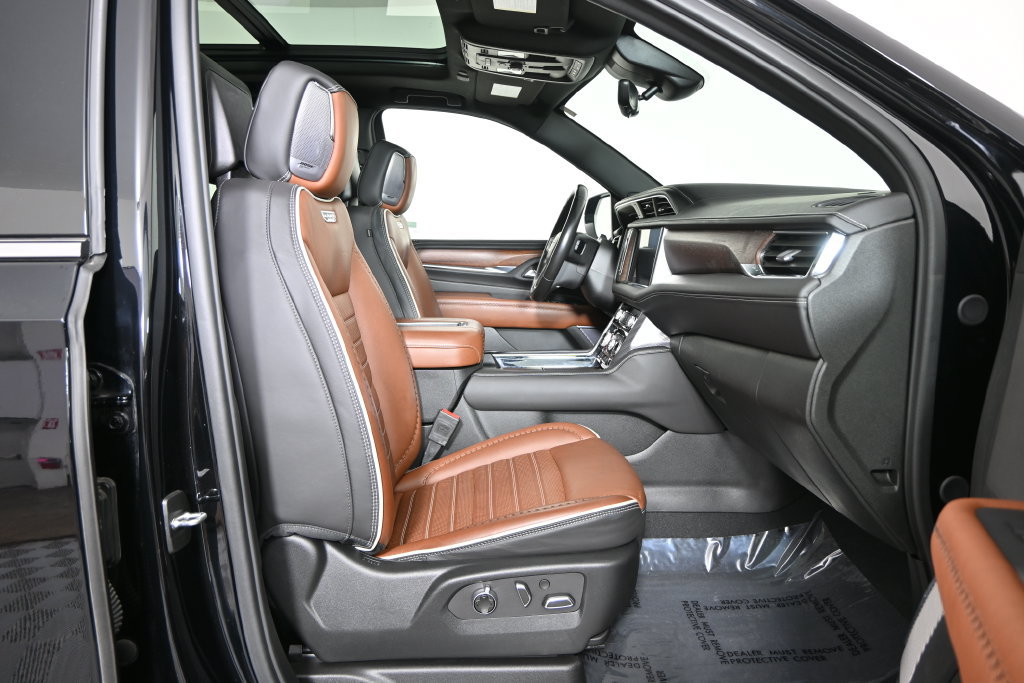 Used 2024 GMC Yukon Denali Ultimate AWD/4WD image 13