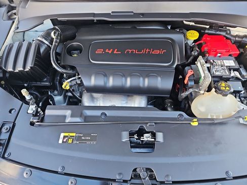 Used 2019 Jeep Compass Limited image 21