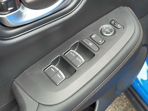 Used 2026 Honda HR-V Sport image 9