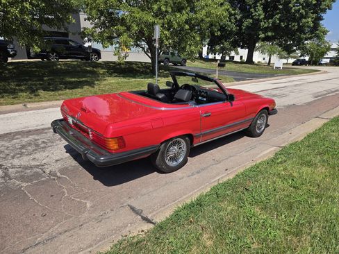 Used 1988 Mercedes-Benz 560 SL image 6