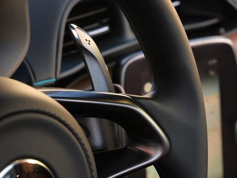 Used 2026 McLaren Artura RWD image 12