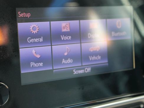 Used 2019 Toyota Corolla LE FWD image 32