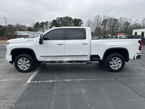 Used 2024 Chevrolet Silverado 3500 High Country w/ Technology Package image 5