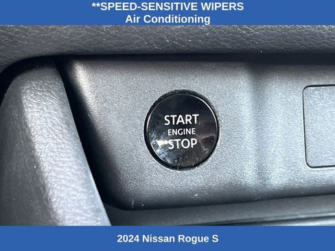 Used 2024 Nissan Rogue S image 9