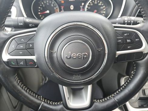 Used 2019 Jeep Compass Latitude w/ Popular Equipment Group image 12