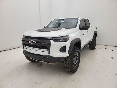 New 2026 Chevrolet Colorado ZR2 w/ Technology Package image 23