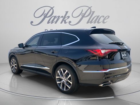 Used 2024 Acura MDX SH-AWD w/ Technology Package image 3