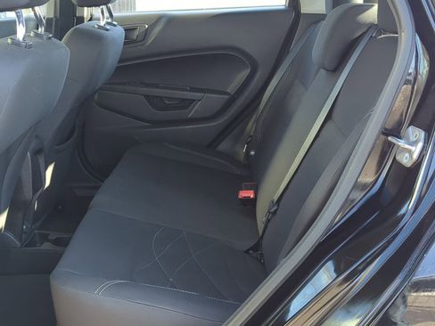 Used 2018 Ford Fiesta SE image 21