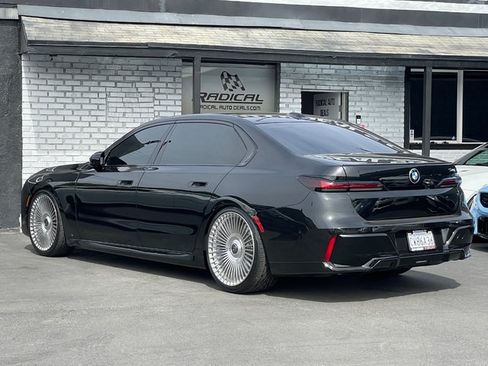 Used 2025 BMW 740i RWD image 15