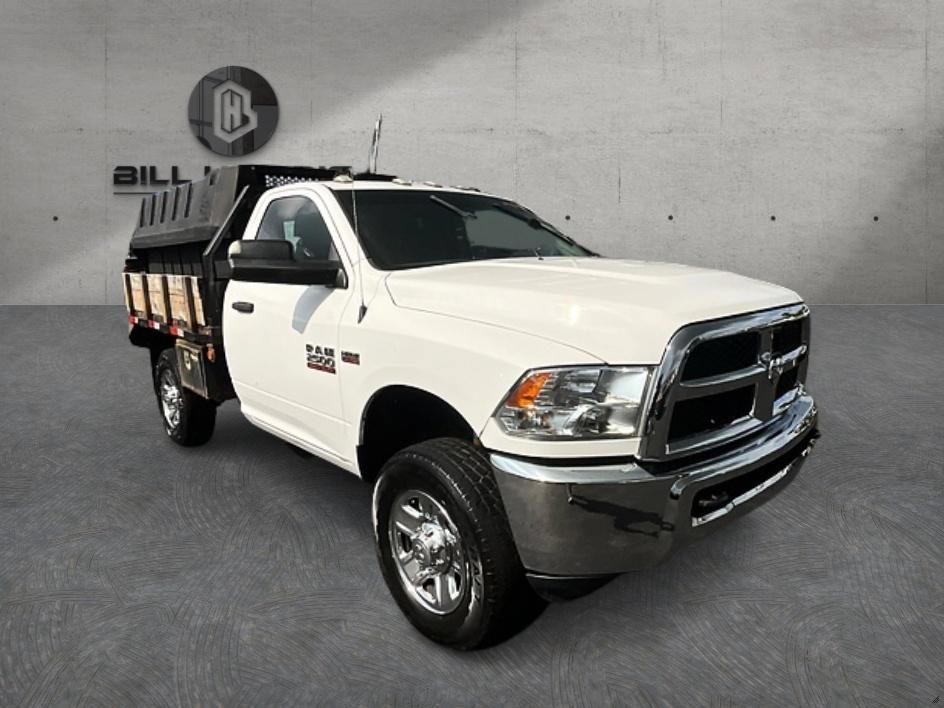 Used 2018 RAM 2500 Tradesman w/ Chrome Appearance Group AWD/4WD image 3