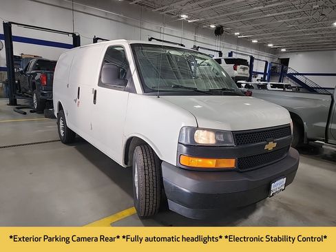 Used 2020 Chevrolet Express 2500 image 2