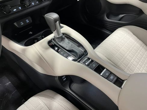 New 2026 Honda HR-V LX image 20