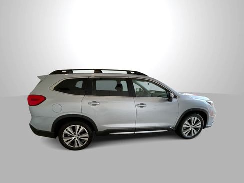 Used 2022 Subaru Ascent Limited AWD/4WD image 9