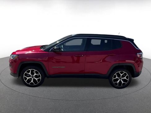 Used 2025 Jeep Compass Limited AWD/4WD image 8