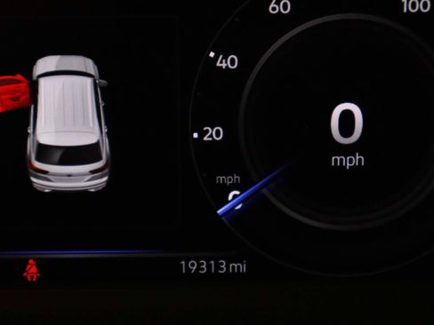 Used 2023 Volkswagen Atlas Cross Sport SE image 8