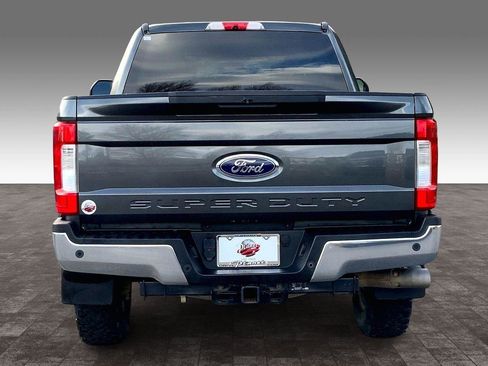 Used 2019 Ford F250 XLT w/ XLT Value Package image 4