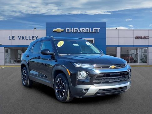 Used 2023 Chevrolet TrailBlazer LT FWD image 1