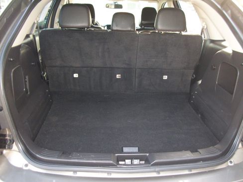 Used 2013 Ford Edge SEL image 10