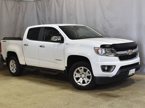 Used 2018 Chevrolet Colorado LT w/ Luxury Package, Chrome AWD/4WD image 4