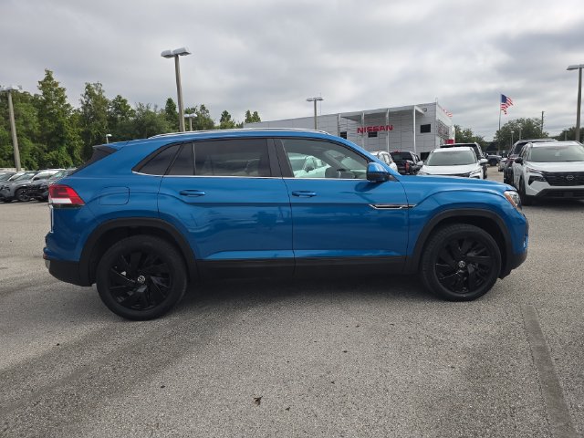 Used 2024 Volkswagen Atlas Cross Sport SE FWD image 9