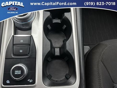 Certified 2022 Ford Explorer XLT image 30