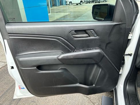 Used 2024 Chevrolet Colorado Trail Boss w/ Safety Package AWD/4WD image 9