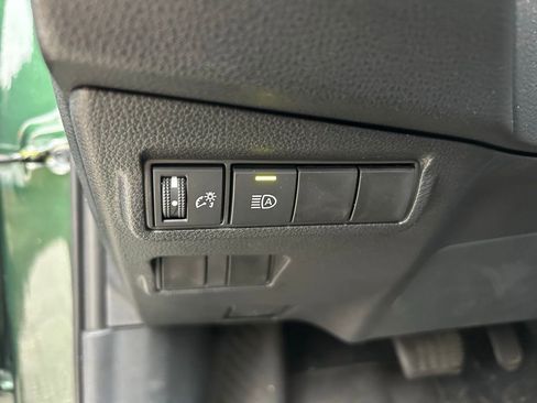 Certified 2025 Toyota Corolla Cross XLE image 18