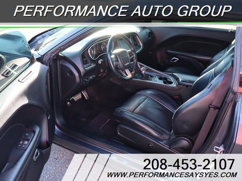 Used 2015 Dodge Challenger SXT Plus image 15