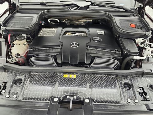 Certified 2024 Mercedes-Benz Maybach GLS 600 4MATIC image 19