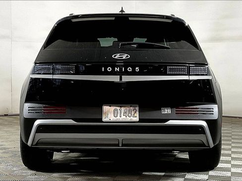 Used 2025 Hyundai Ioniq 5 SEL image 3