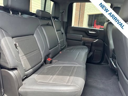 Used 2022 GMC Sierra 3500 Denali w/ Technology Package AWD/4WD image 11