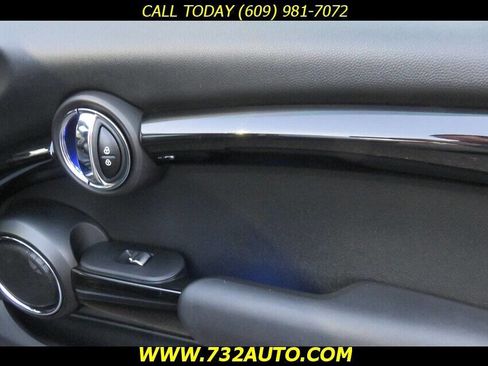 Used 2014 MINI Cooper S image 27