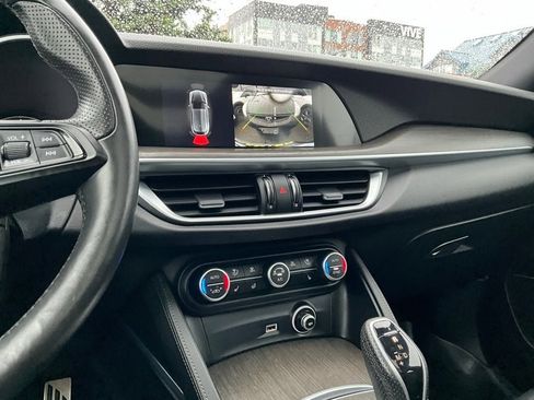 Used 2022 Alfa Romeo Stelvio Ti w/ Active Assist Plus Package image 15