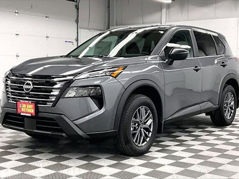 New 2026 Nissan Rogue S image 2