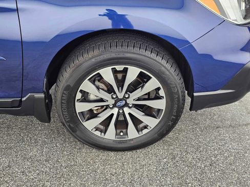 Used 2017 Subaru Outback 2.5i Limited image 9