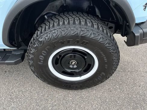 Used 2024 Ford Bronco Heritage Edition image 13