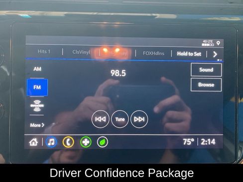 Used 2023 Chevrolet Bolt LT FWD image 2